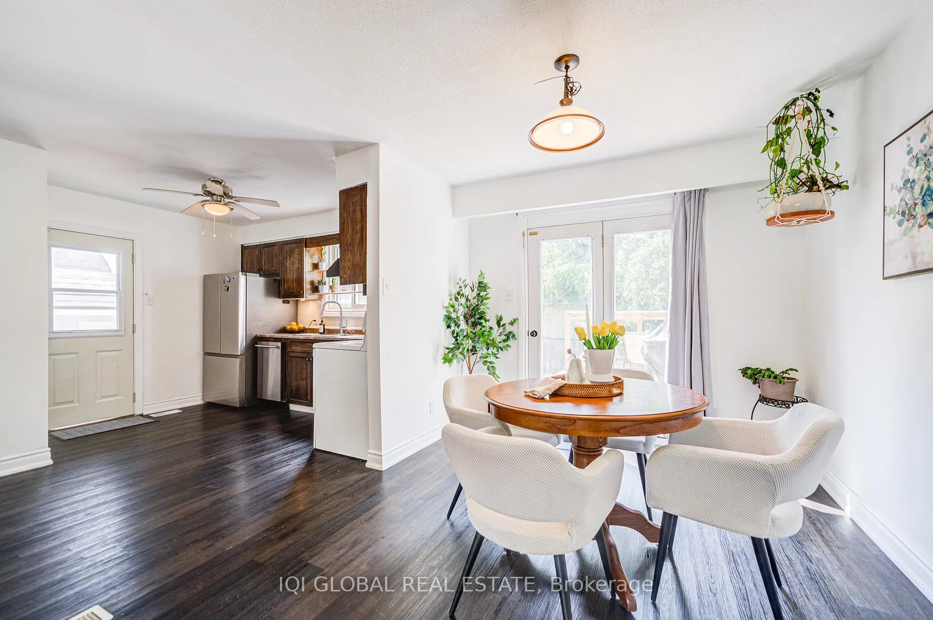 Photo 11 of 6 Arrowhead Crescent, Kitchener — HOMEH