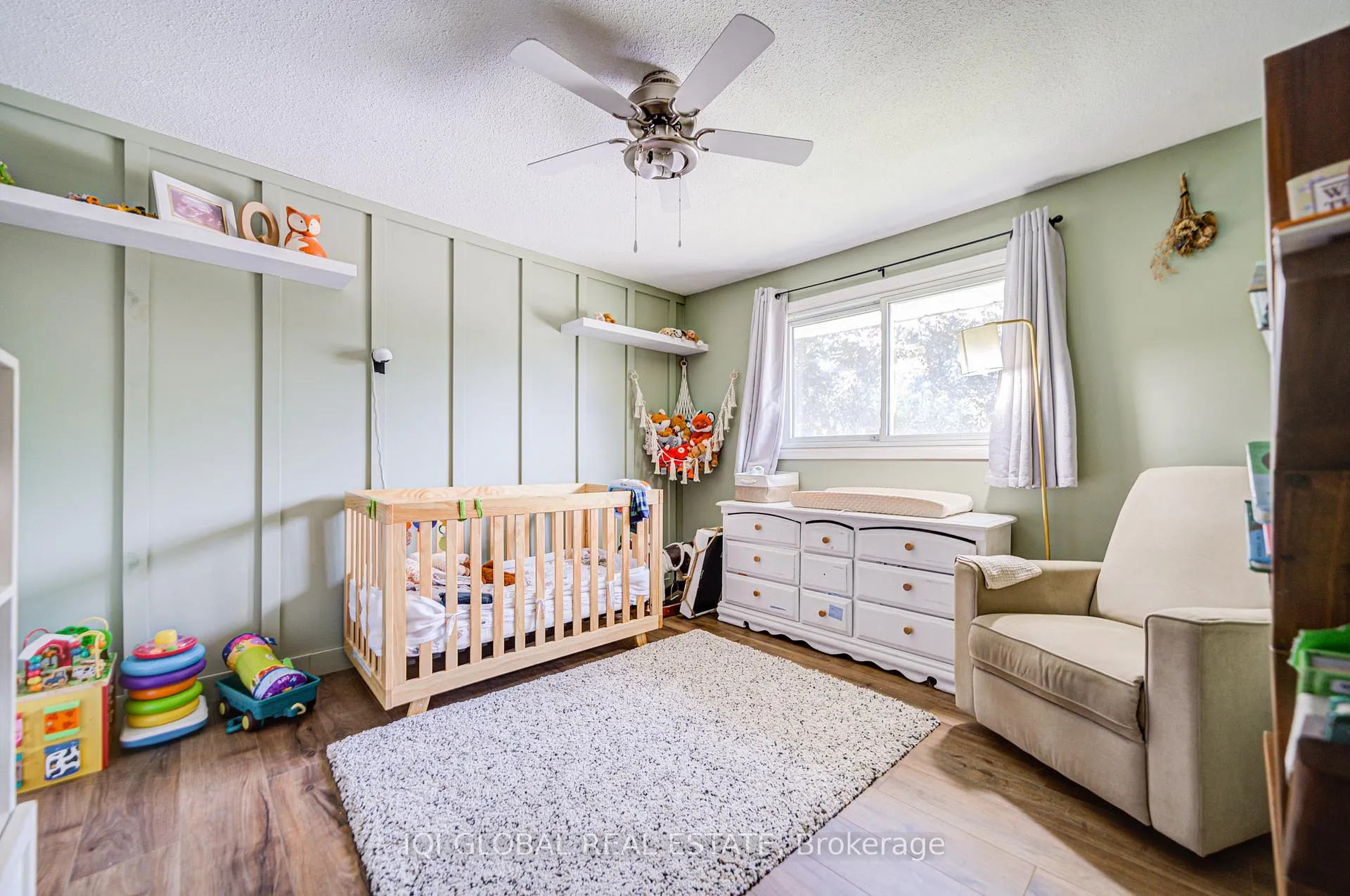 Photo 25 of 6 Arrowhead Crescent, Kitchener — HOMEH