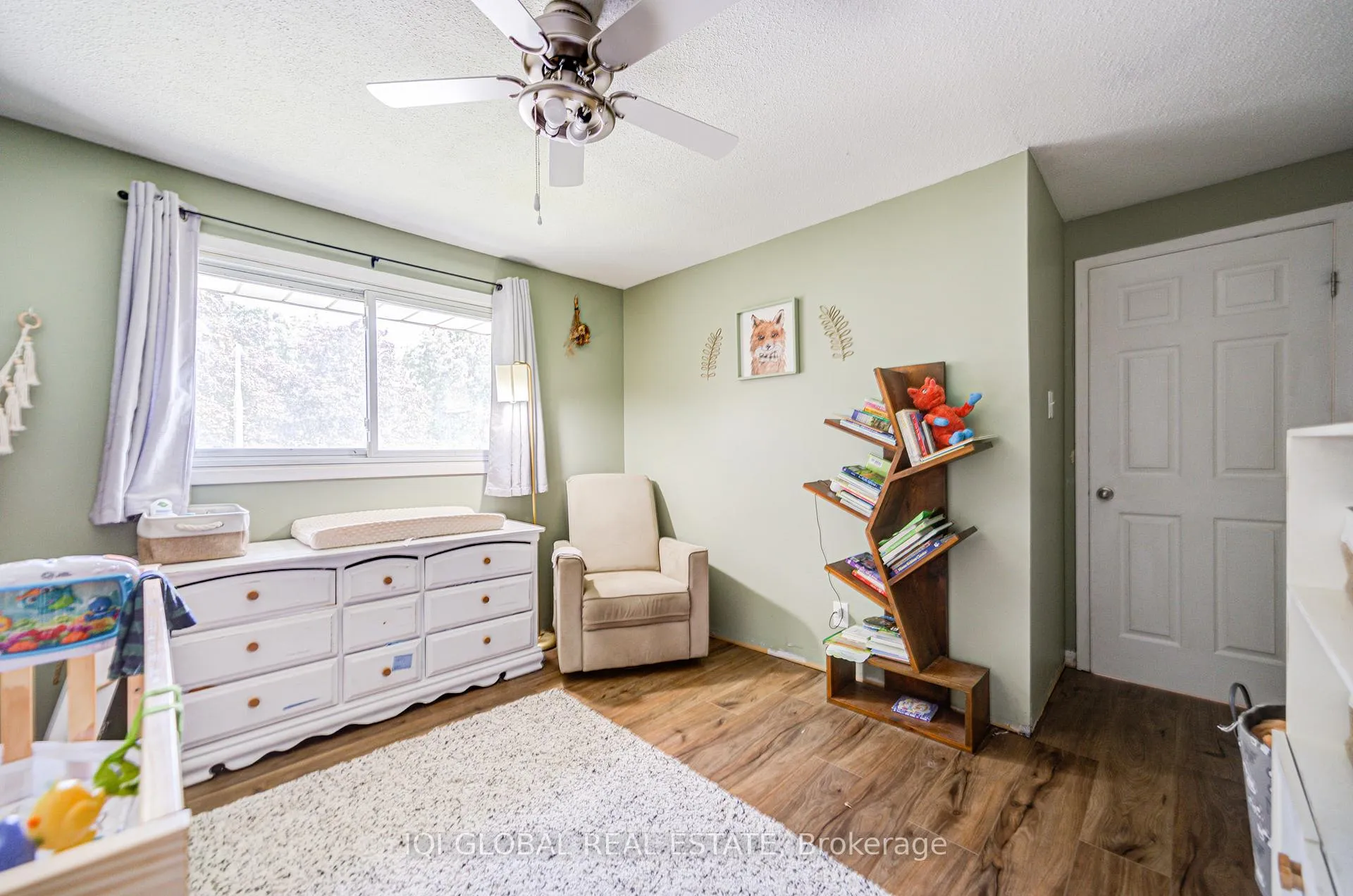 Photo 26 of 6 Arrowhead Crescent, Kitchener — HOMEH