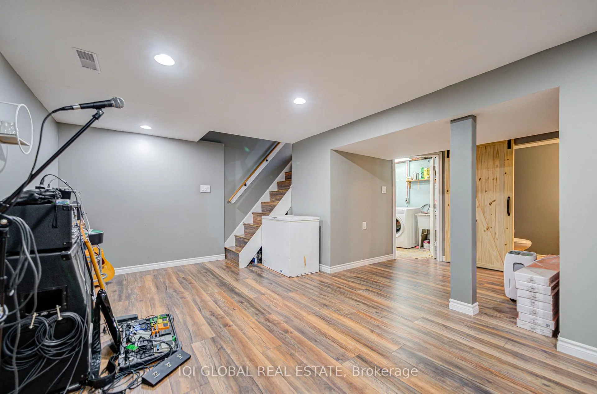 Photo 30 of 6 Arrowhead Crescent, Kitchener — HOMEH