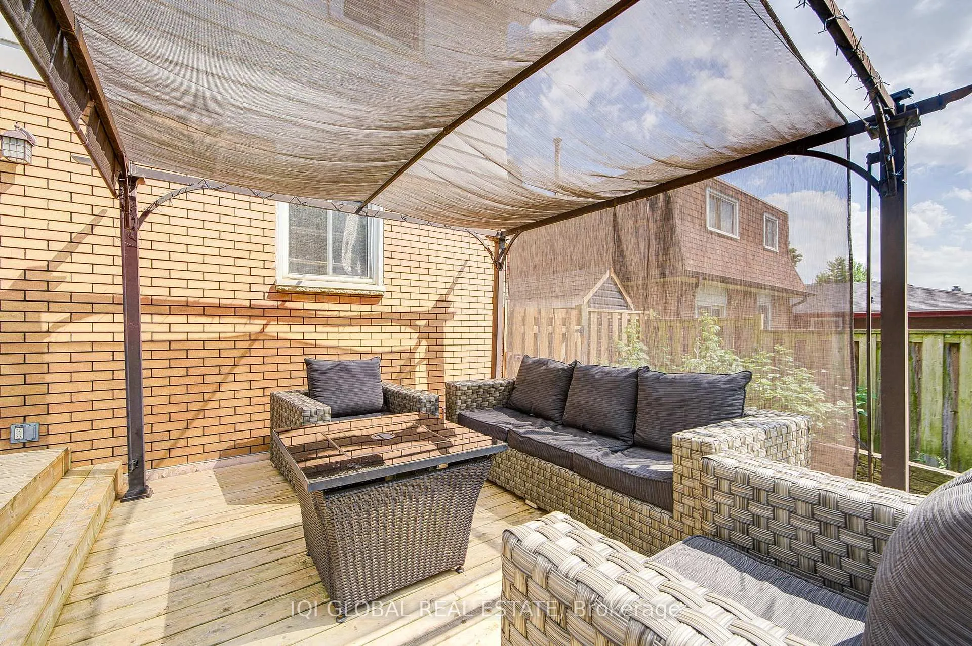 Photo 40 of 6 Arrowhead Crescent, Kitchener — HOMEH