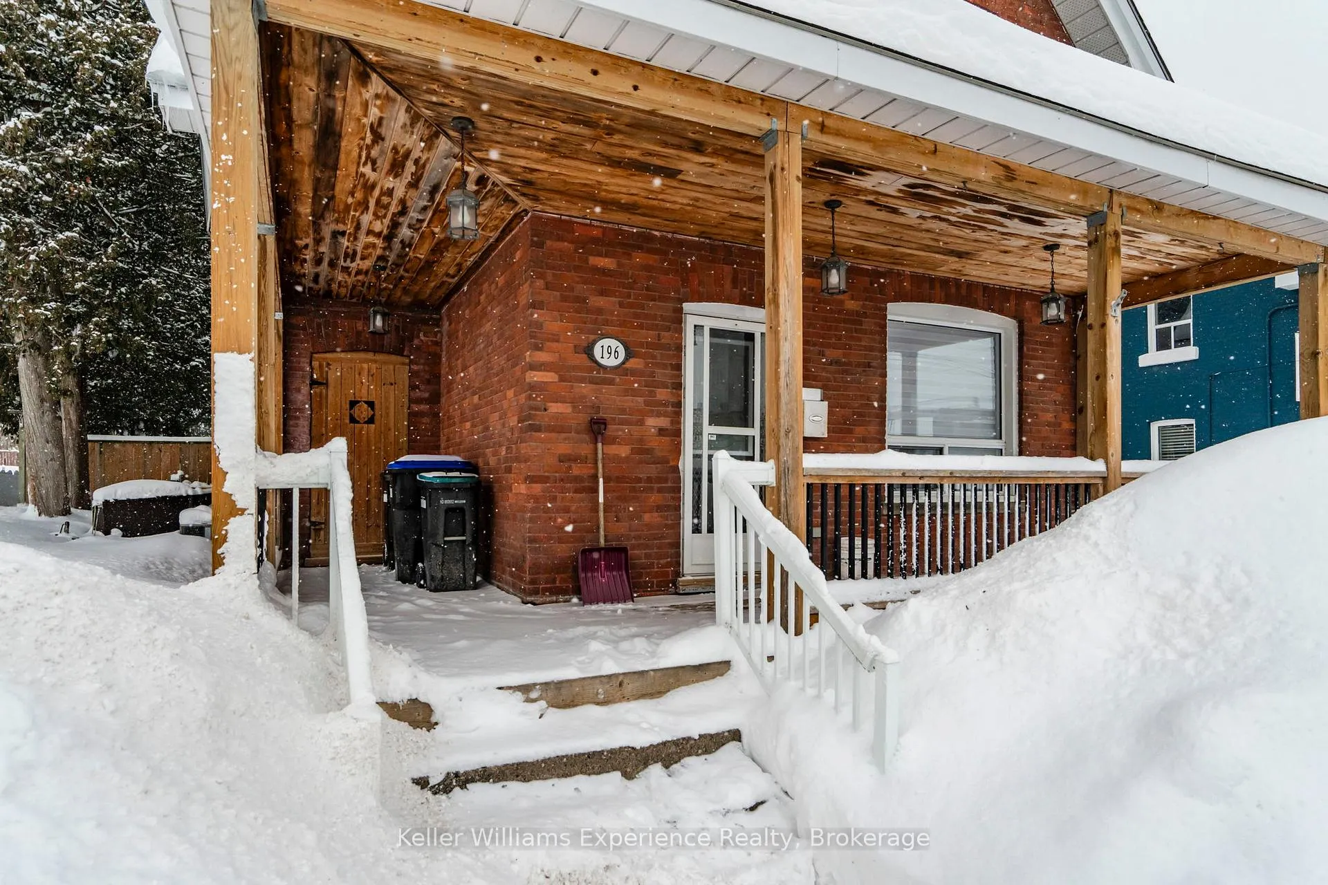 Photo 2 of 196 Fourth Street, Midland — HOMEH