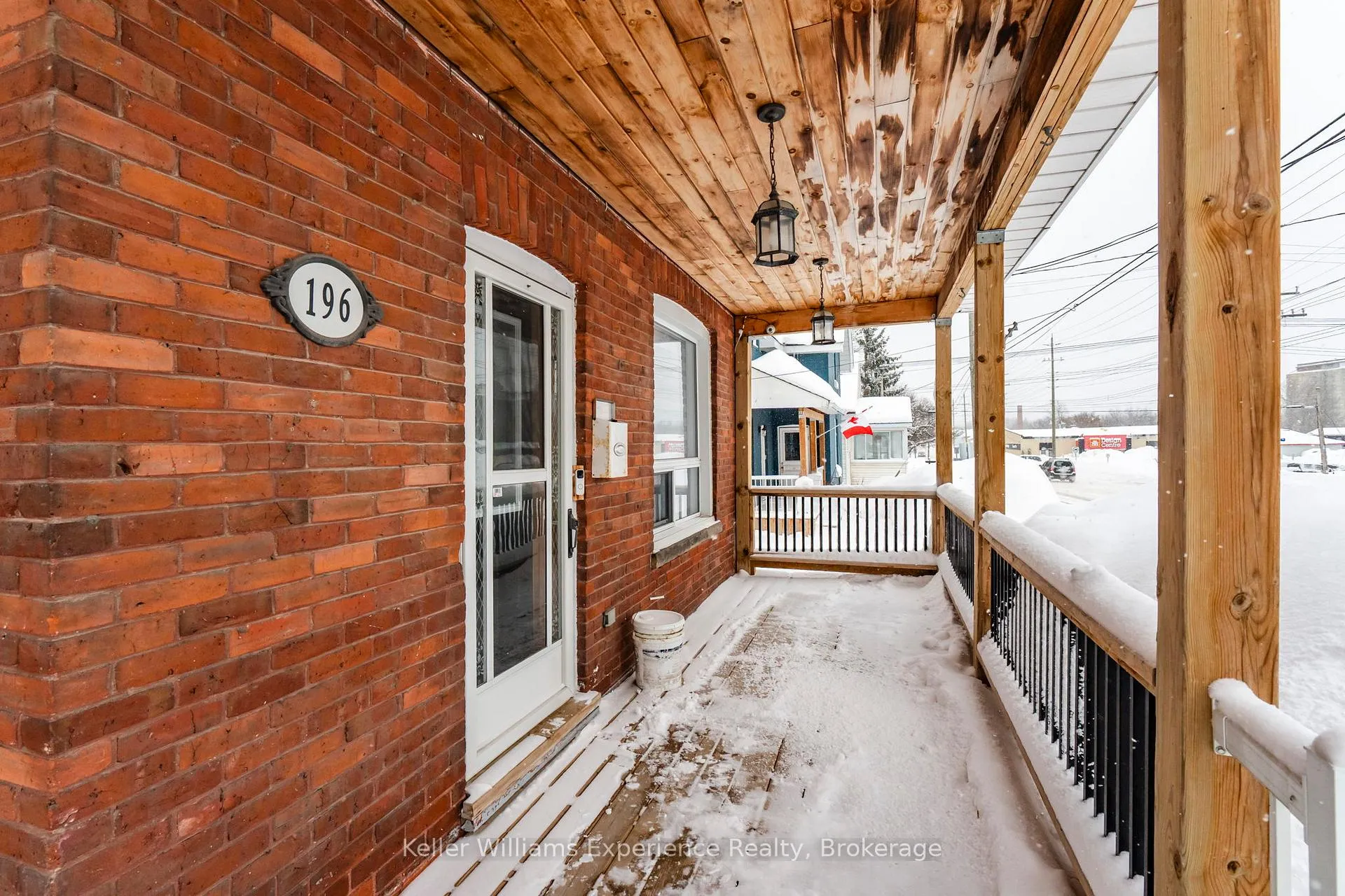 Photo 3 of 196 Fourth Street, Midland — HOMEH