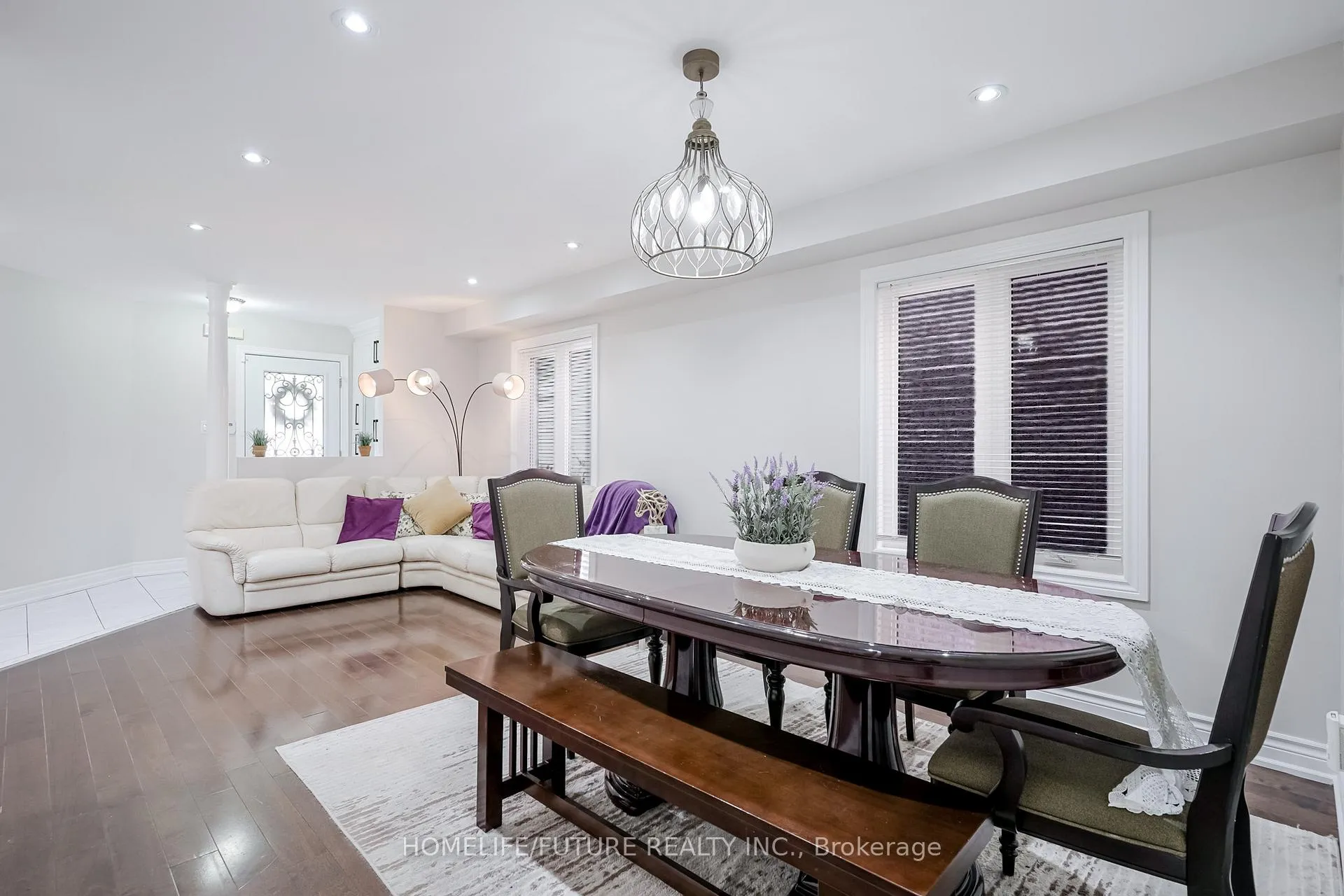 Photo 11 of 37 Tawn Crescent, Ajax, Central — HOMEH