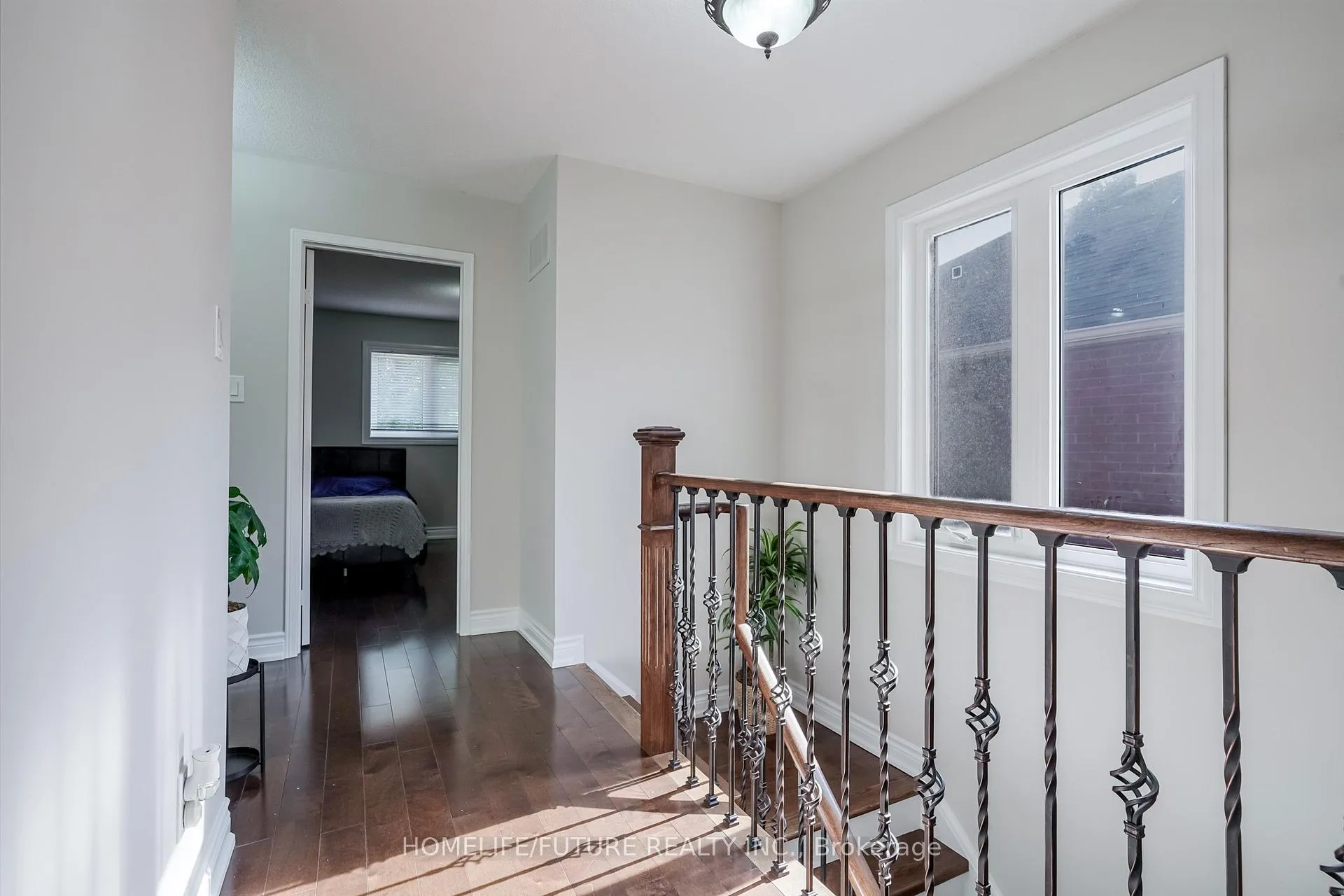Photo 25 of 37 Tawn Crescent, Ajax, Central — HOMEH