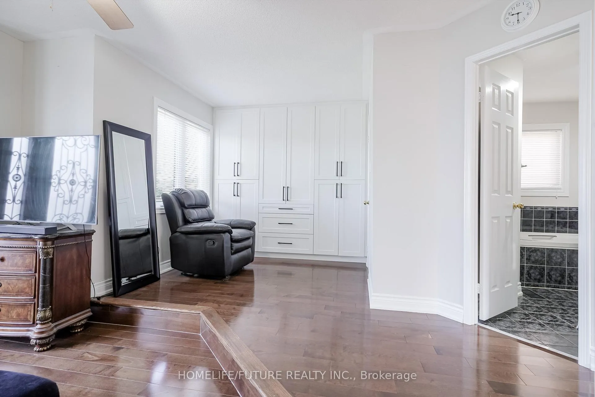 Photo 27 of 37 Tawn Crescent, Ajax, Central — HOMEH