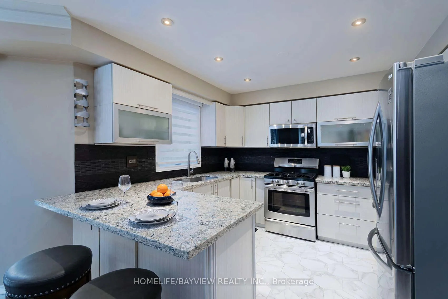 Photo 6 of 55 Richvale Drive S, Brampton, Heart Lake East — HOMEH