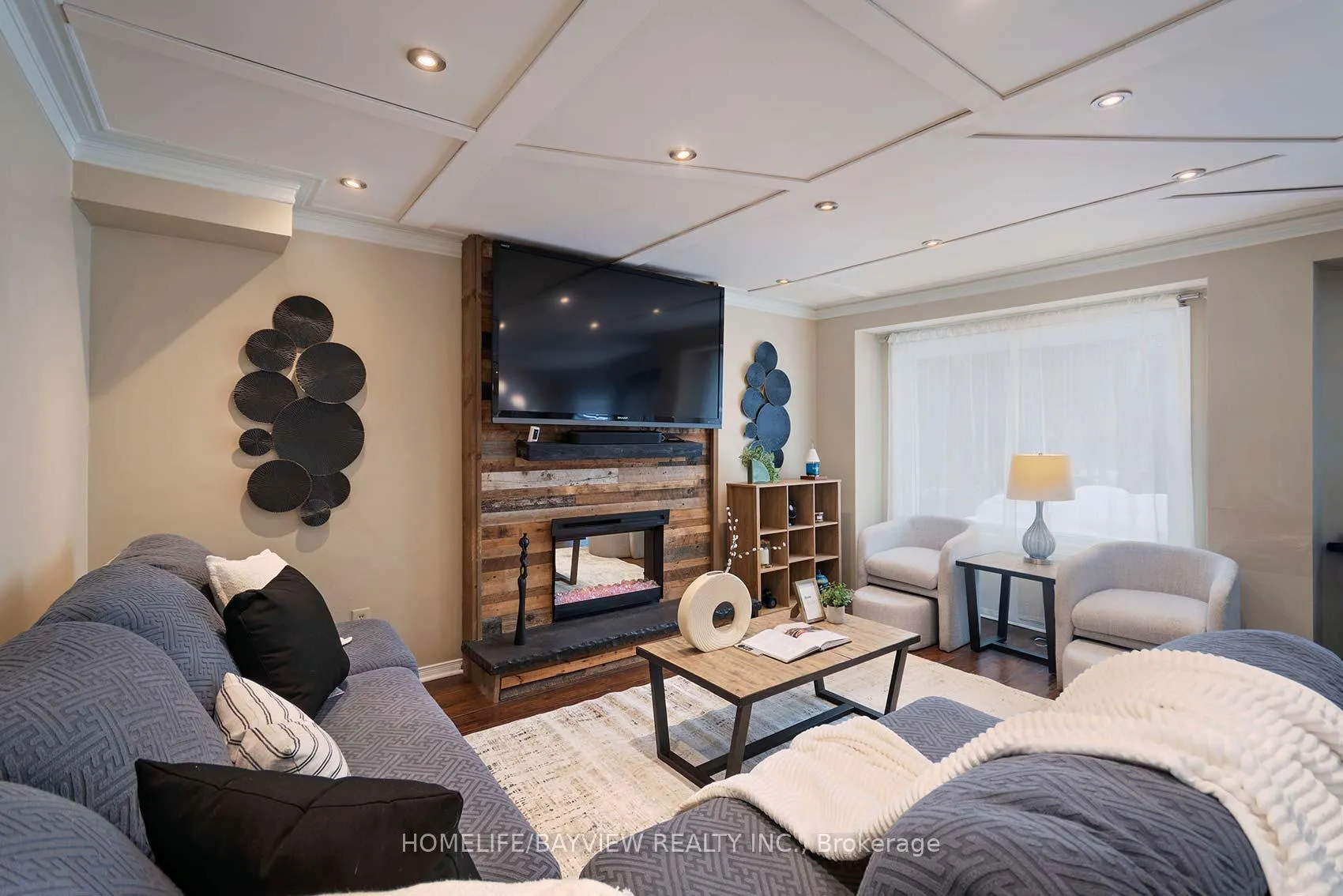 Photo 9 of 55 Richvale Drive S, Brampton, Heart Lake East — HOMEH