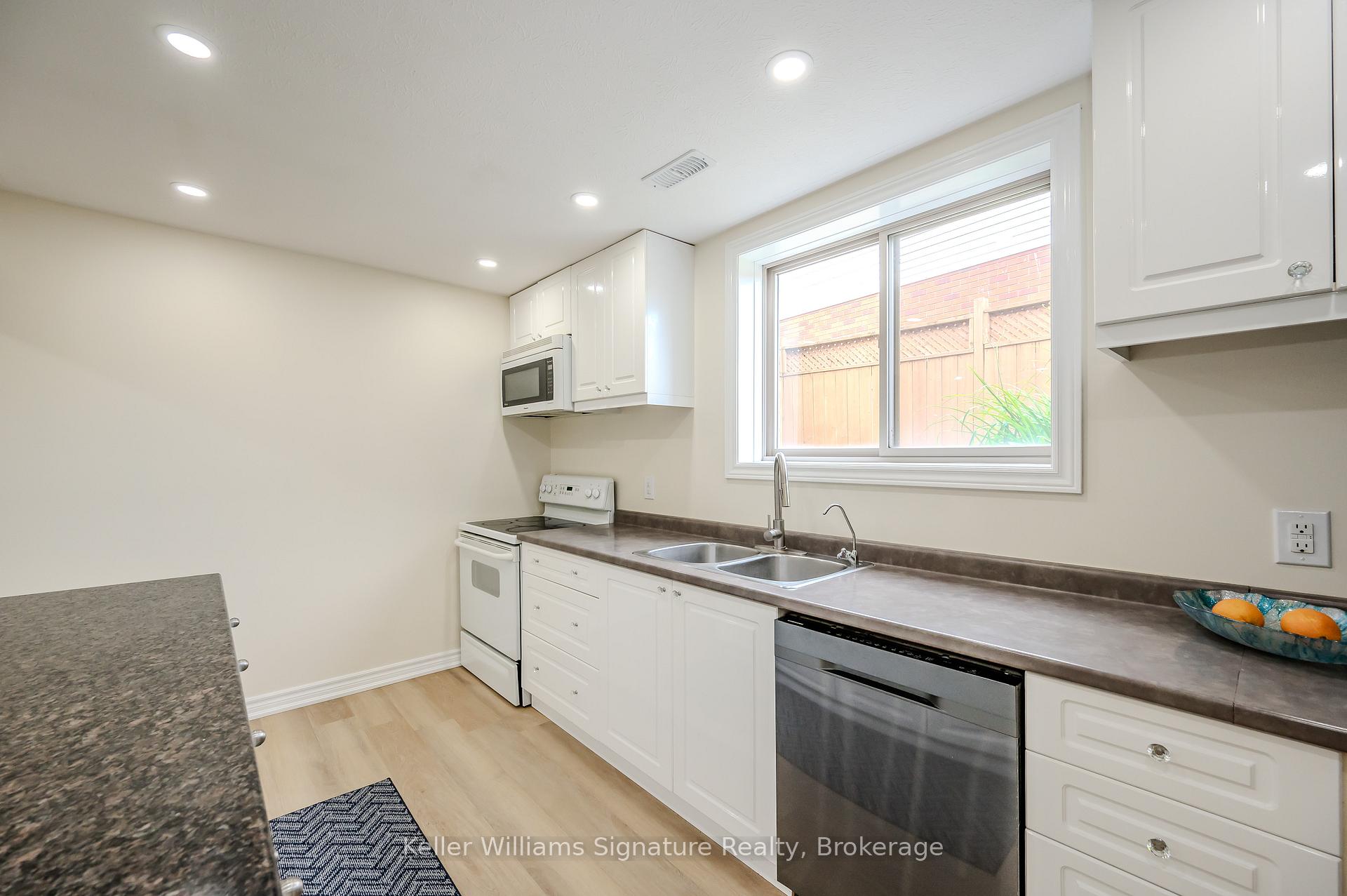 Photo 21 of 59 Whitlaw Way, Brant, Paris — HOMEH