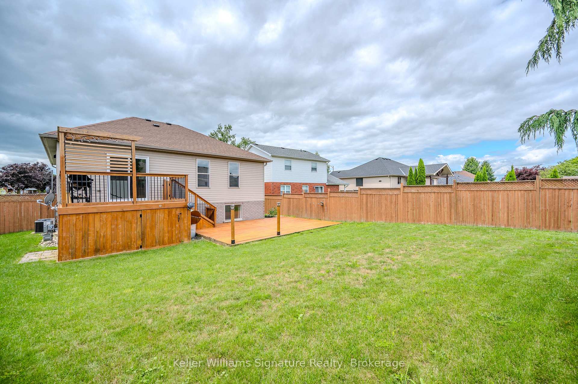 Photo 31 of 59 Whitlaw Way, Brant, Paris — HOMEH