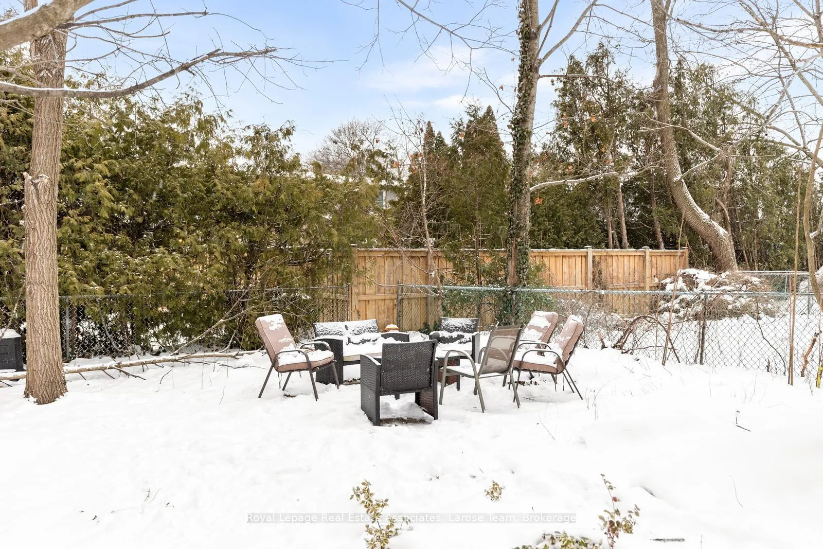 Photo 25 of 103 Haddon Avenue S, Hamilton, Ainslie Wood — HOMEH