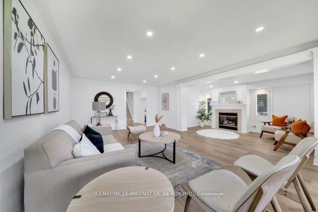 Photo 3 of 890 Briarwood Drive, Oshawa, Pinecrest — HOMEH