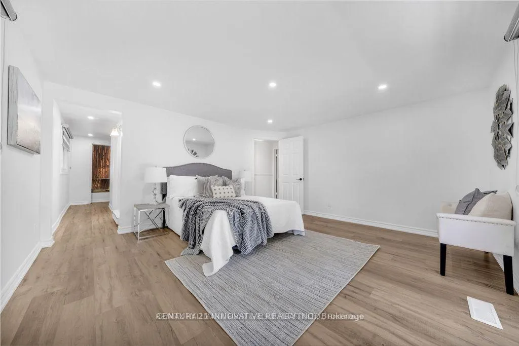 Photo 6 of 890 Briarwood Drive, Oshawa, Pinecrest — HOMEH