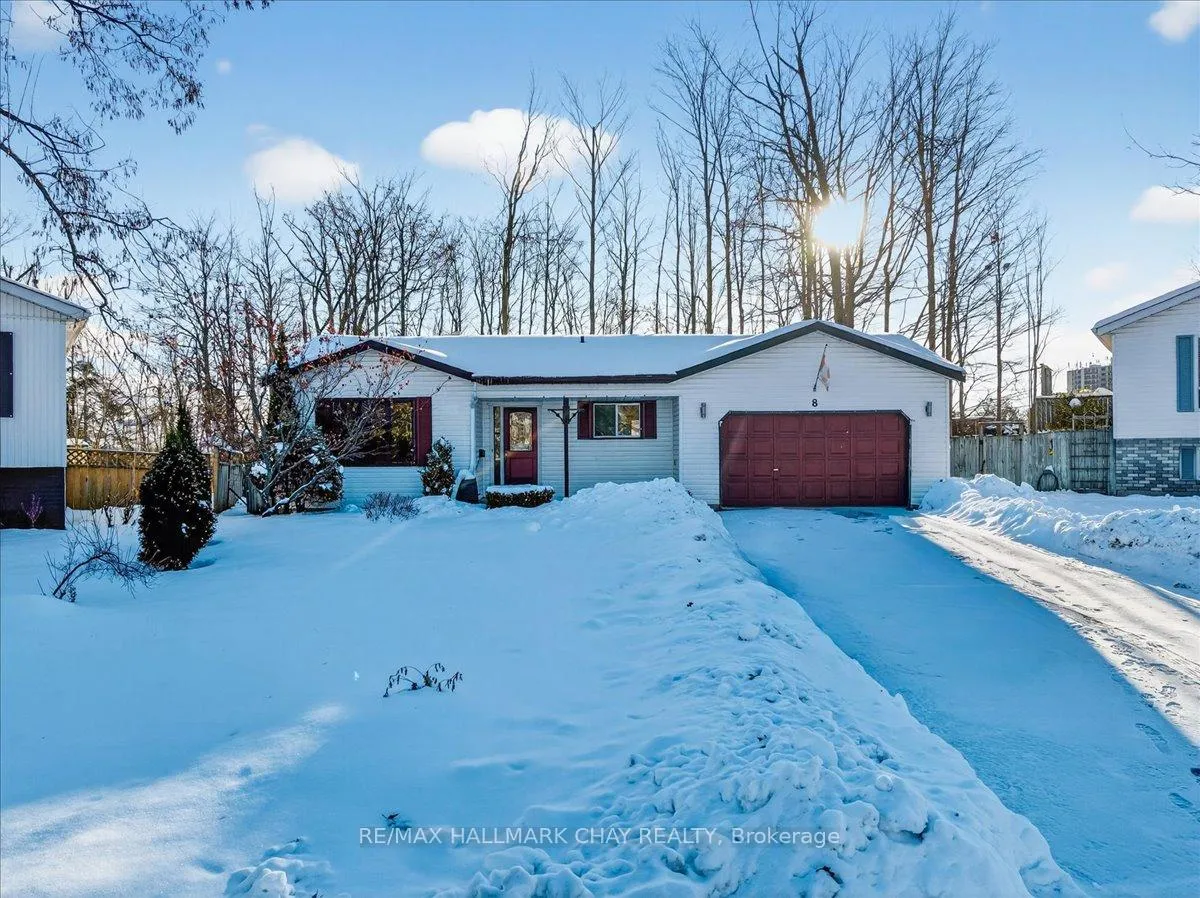 Photo 1 of 8 Chestnut Court, Barrie, Cundles East — HOMEH