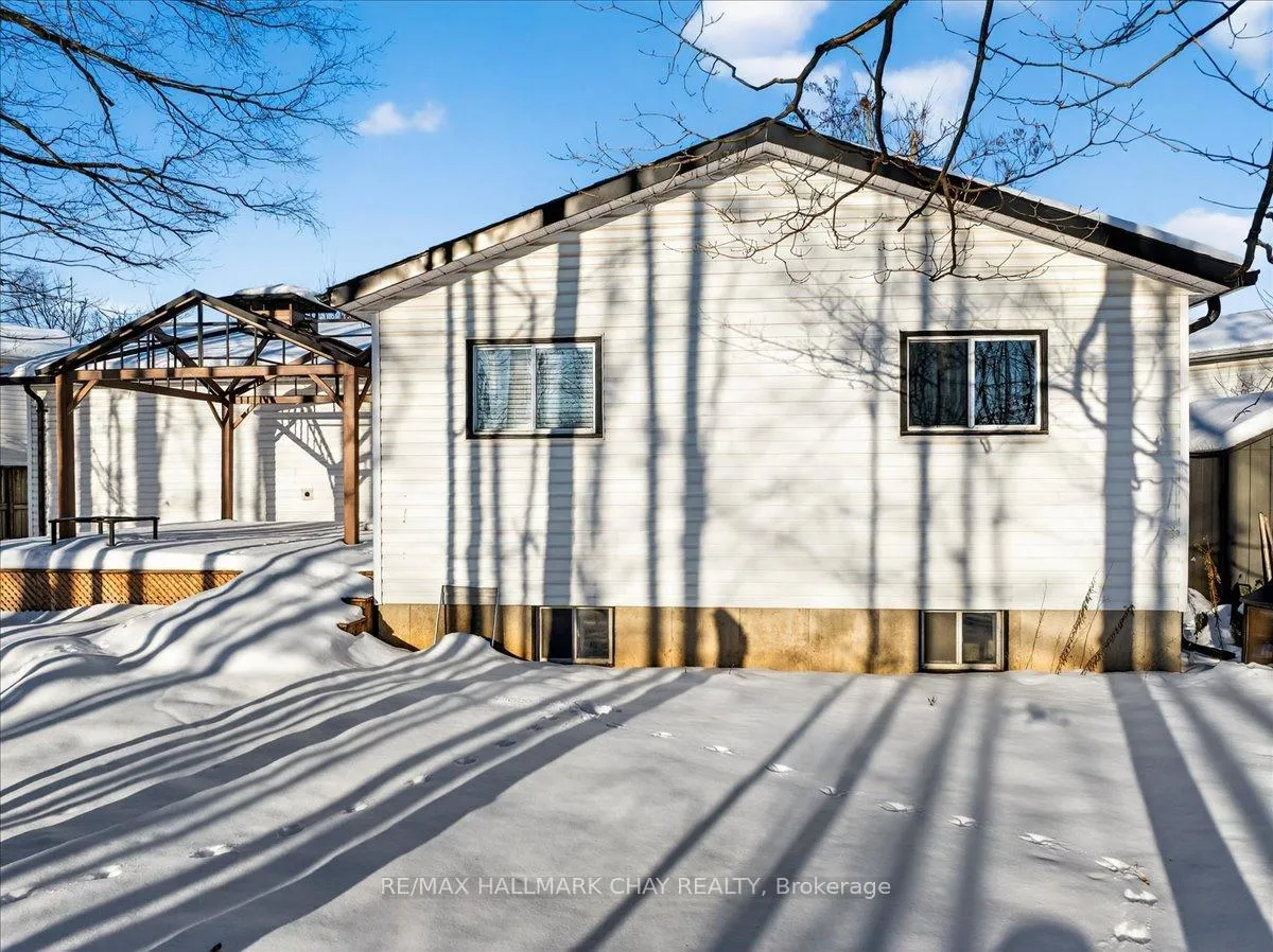 Photo 35 of 8 Chestnut Court, Barrie, Cundles East — HOMEH