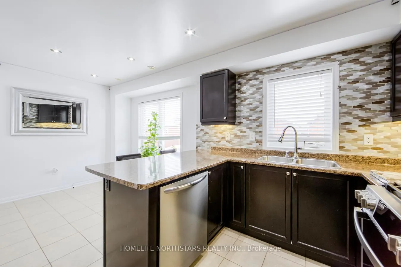 Photo 20 of 74 Memory Lane, Brampton, Northwest Brampton — HOMEH