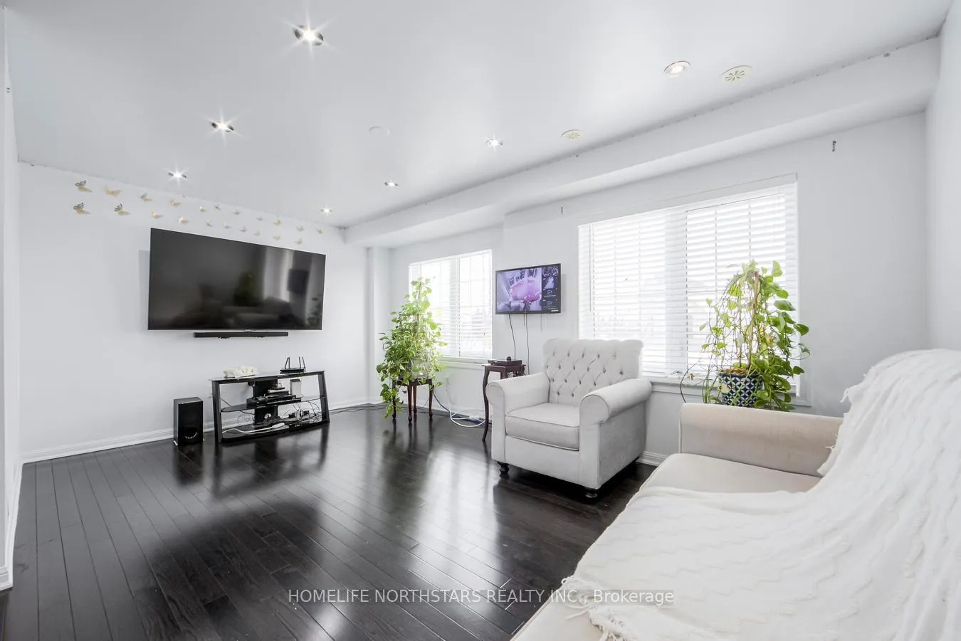 Photo 22 of 74 Memory Lane, Brampton, Northwest Brampton — HOMEH