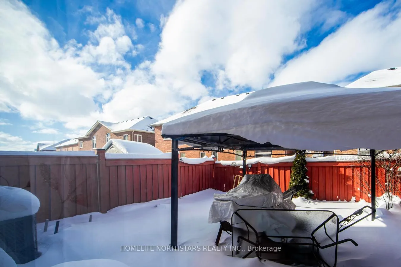 Photo 37 of 74 Memory Lane, Brampton, Northwest Brampton — HOMEH