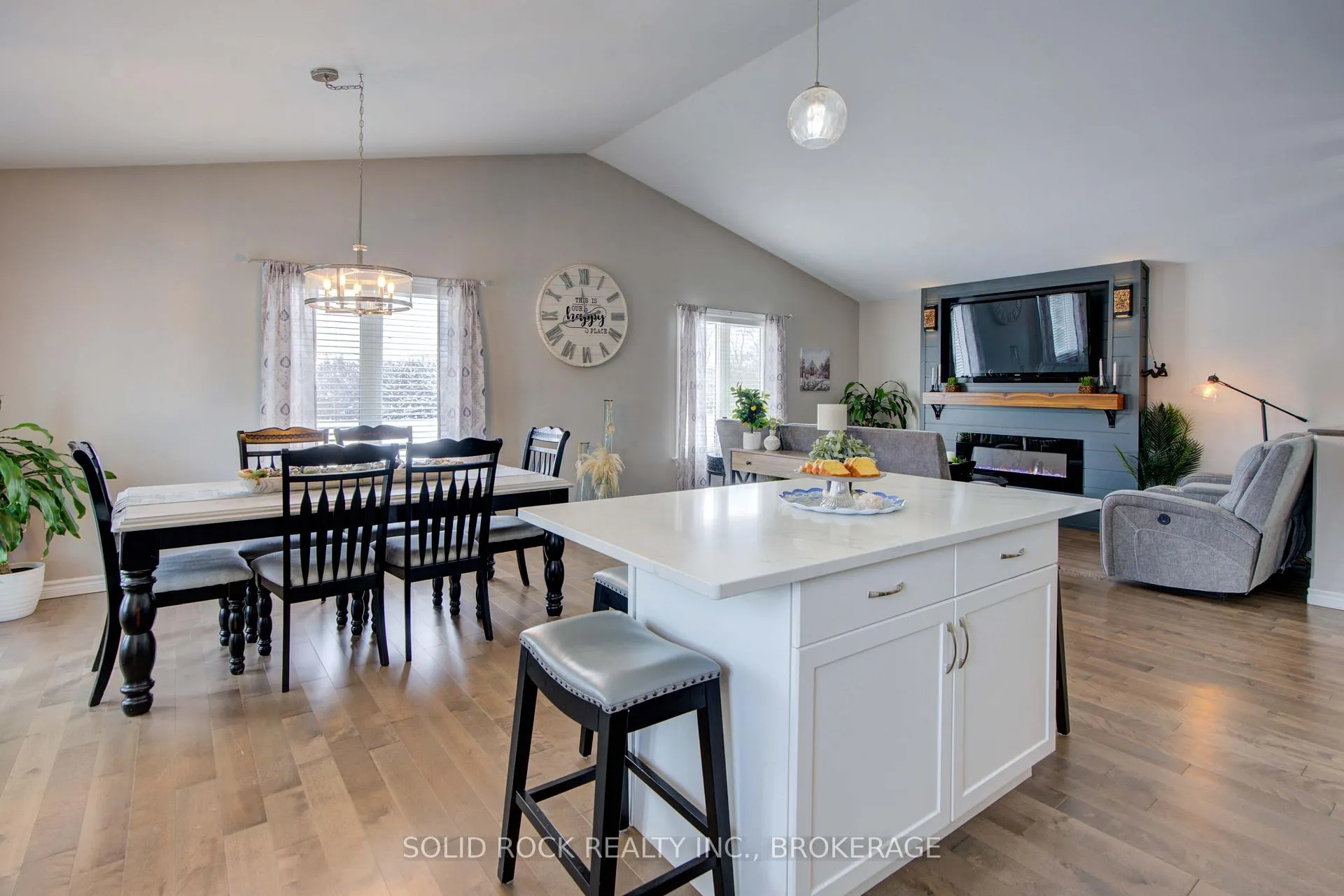 Photo 10 of 3645 Murvale Road, Frontenac, Frontenac South — HOMEH