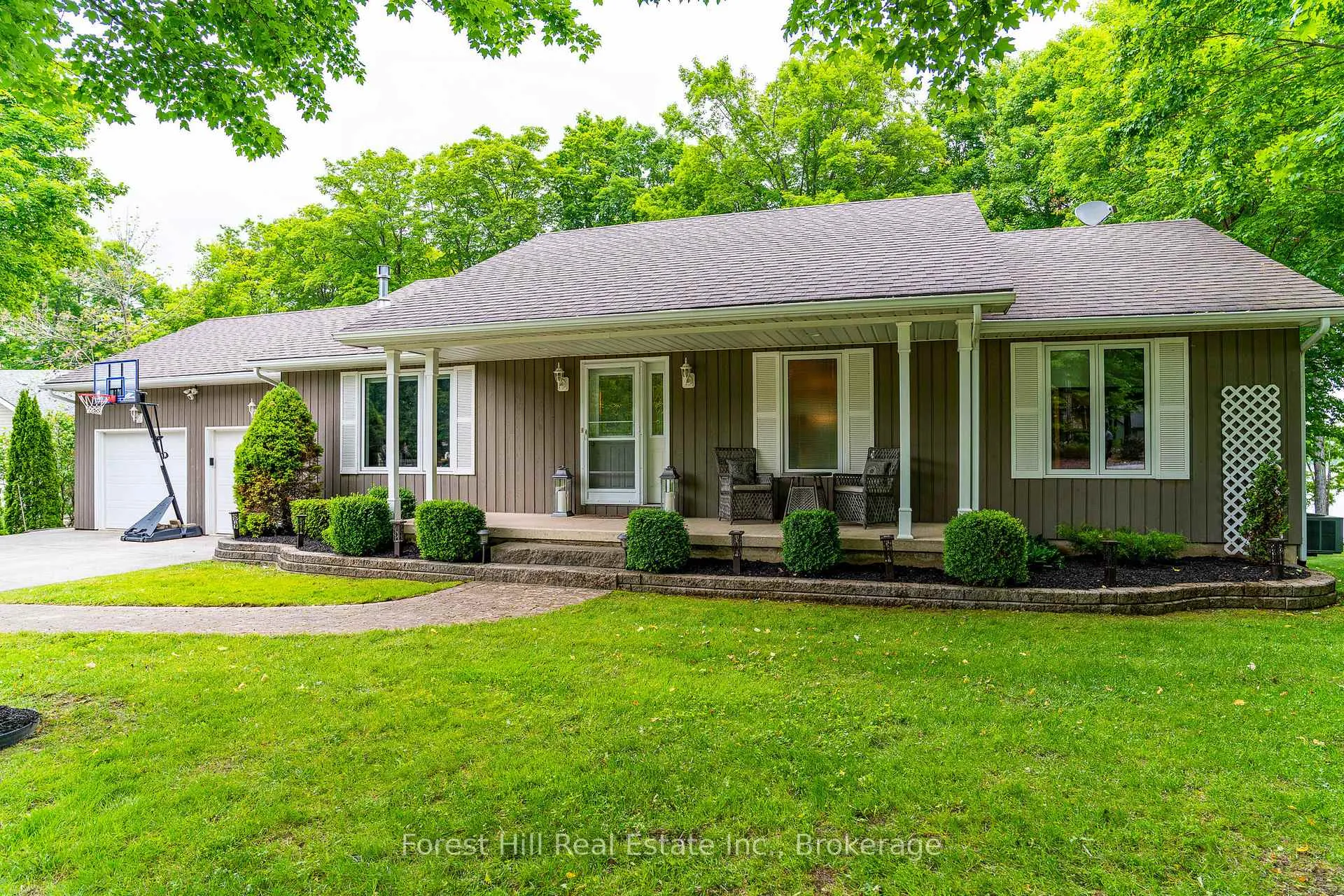 Photo 3 of 227 Peters Crescent, Grey Highlands — HOMEH