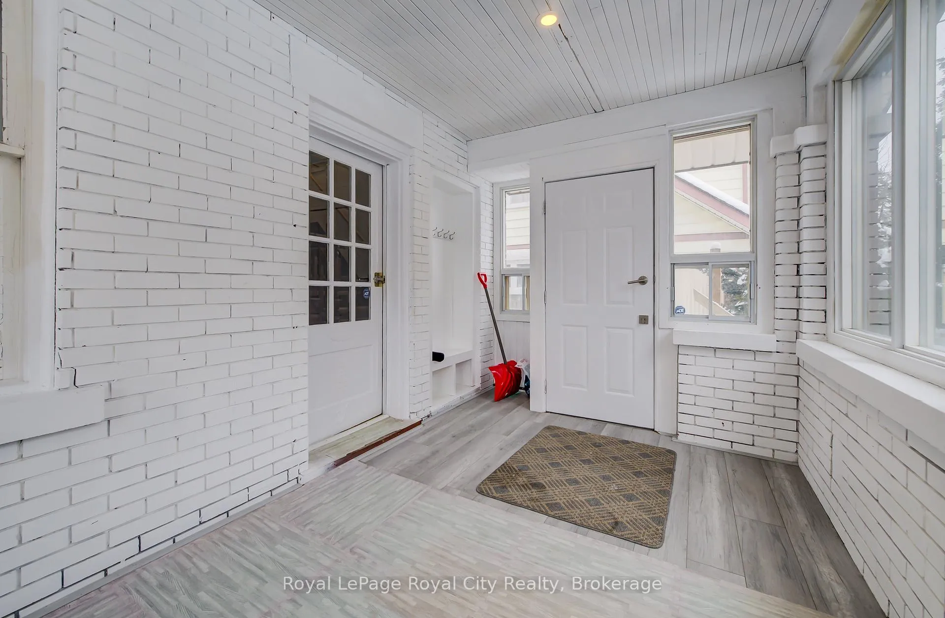 Photo 4 of 18 Shanley Street, Kitchener — HOMEH