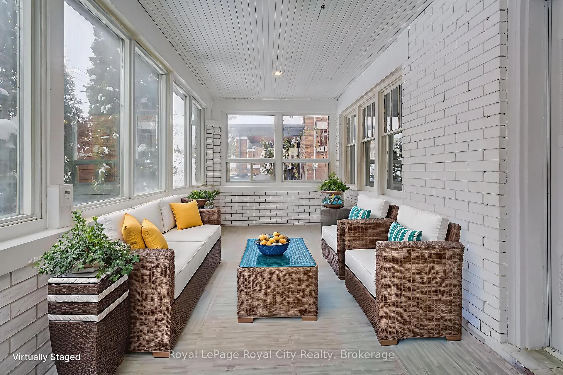Photo 5 of 18 Shanley Street, Kitchener — HOMEH
