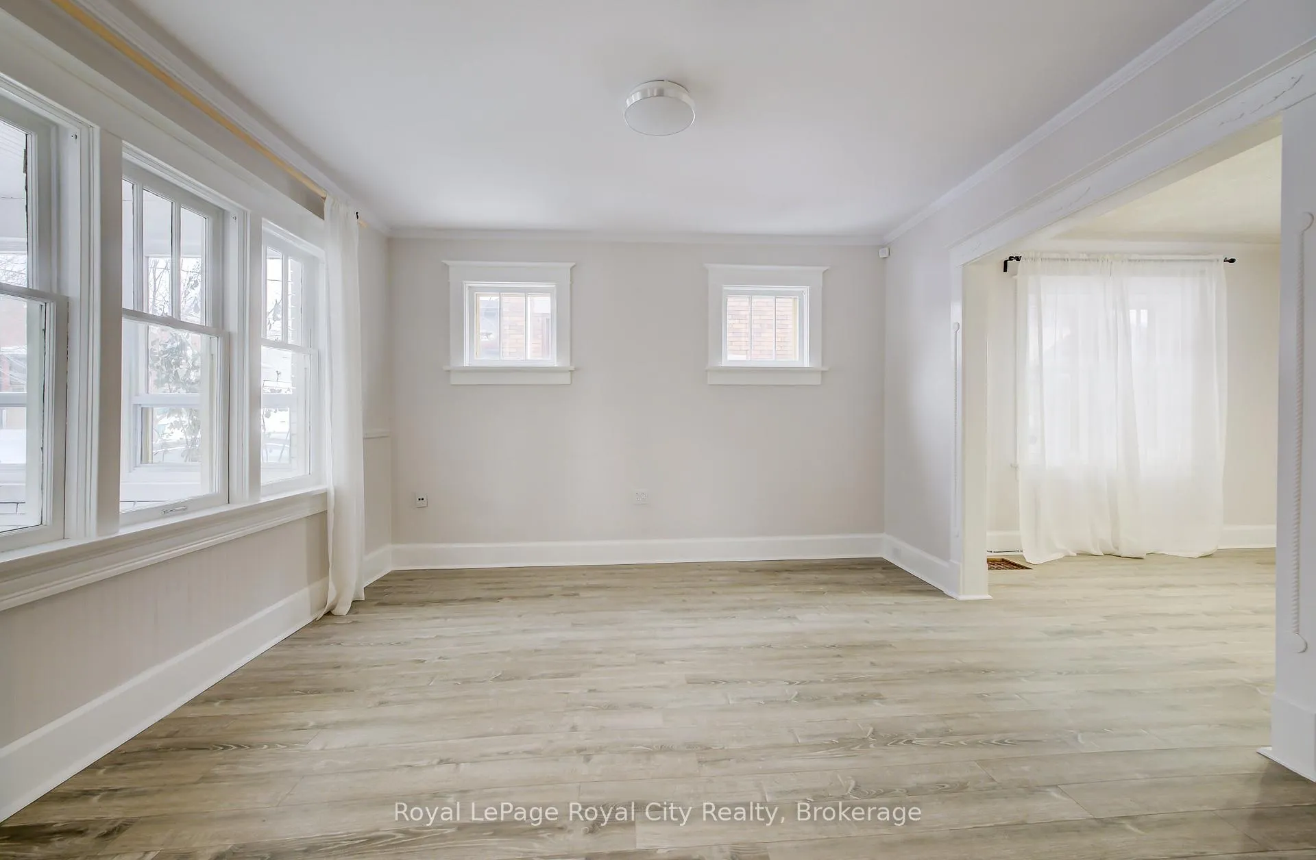 Photo 9 of 18 Shanley Street, Kitchener — HOMEH