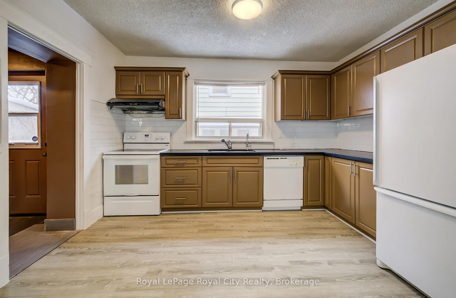 Photo 13 of 18 Shanley Street, Kitchener — HOMEH