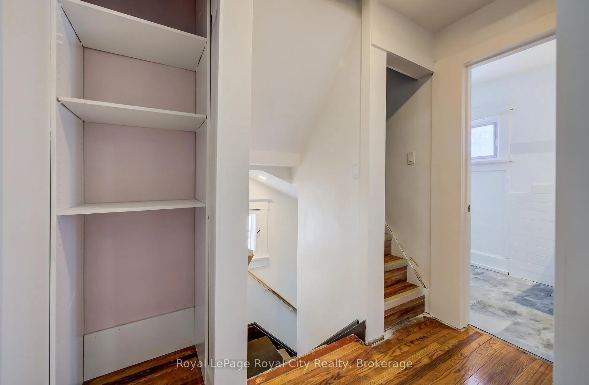 Photo 20 of 18 Shanley Street, Kitchener — HOMEH