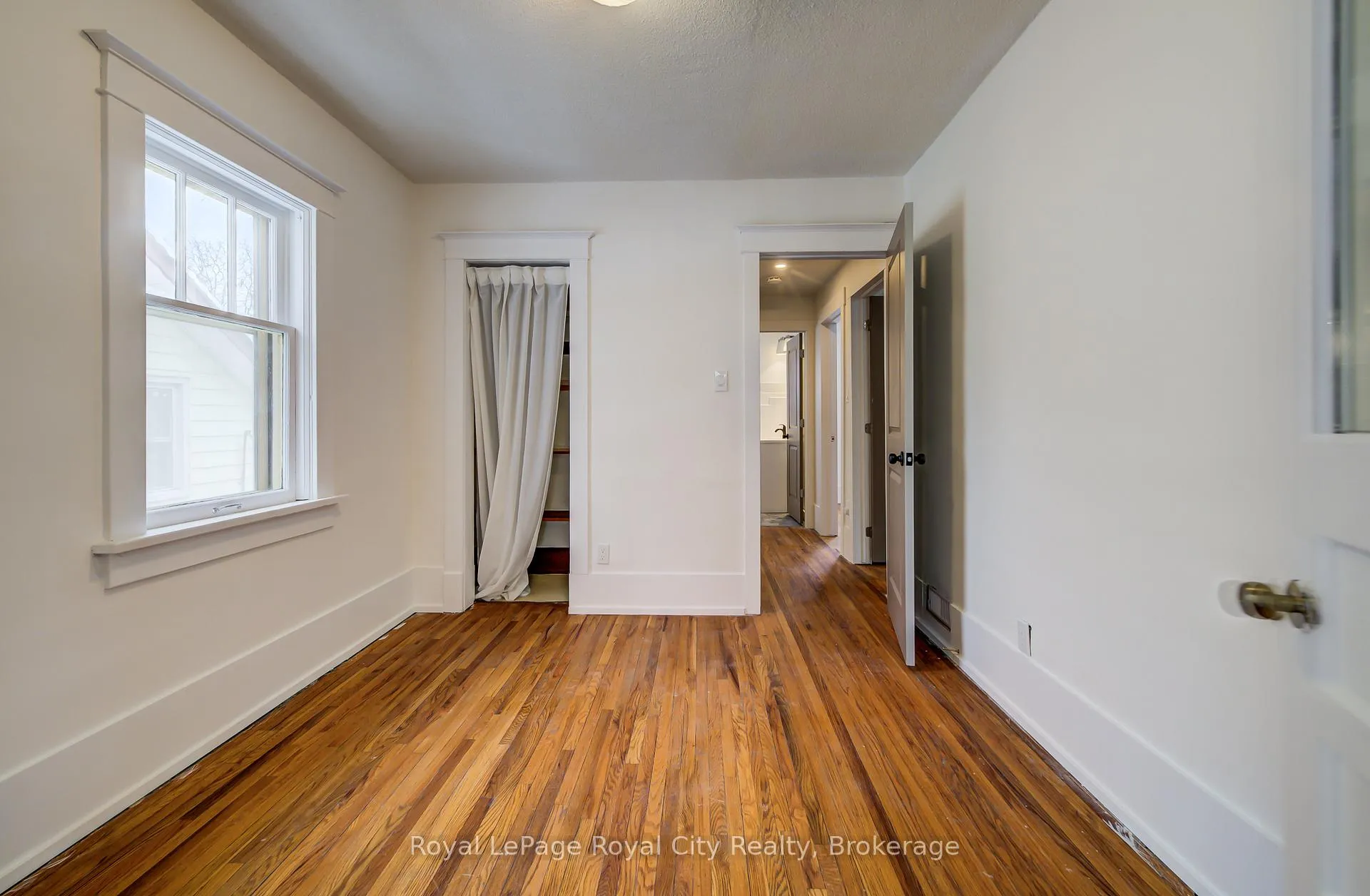 Photo 22 of 18 Shanley Street, Kitchener — HOMEH