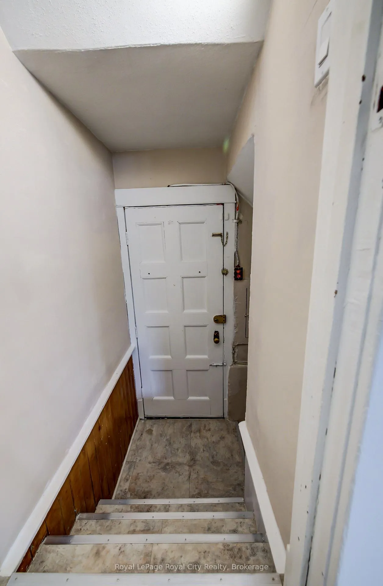 Photo 38 of 18 Shanley Street, Kitchener — HOMEH