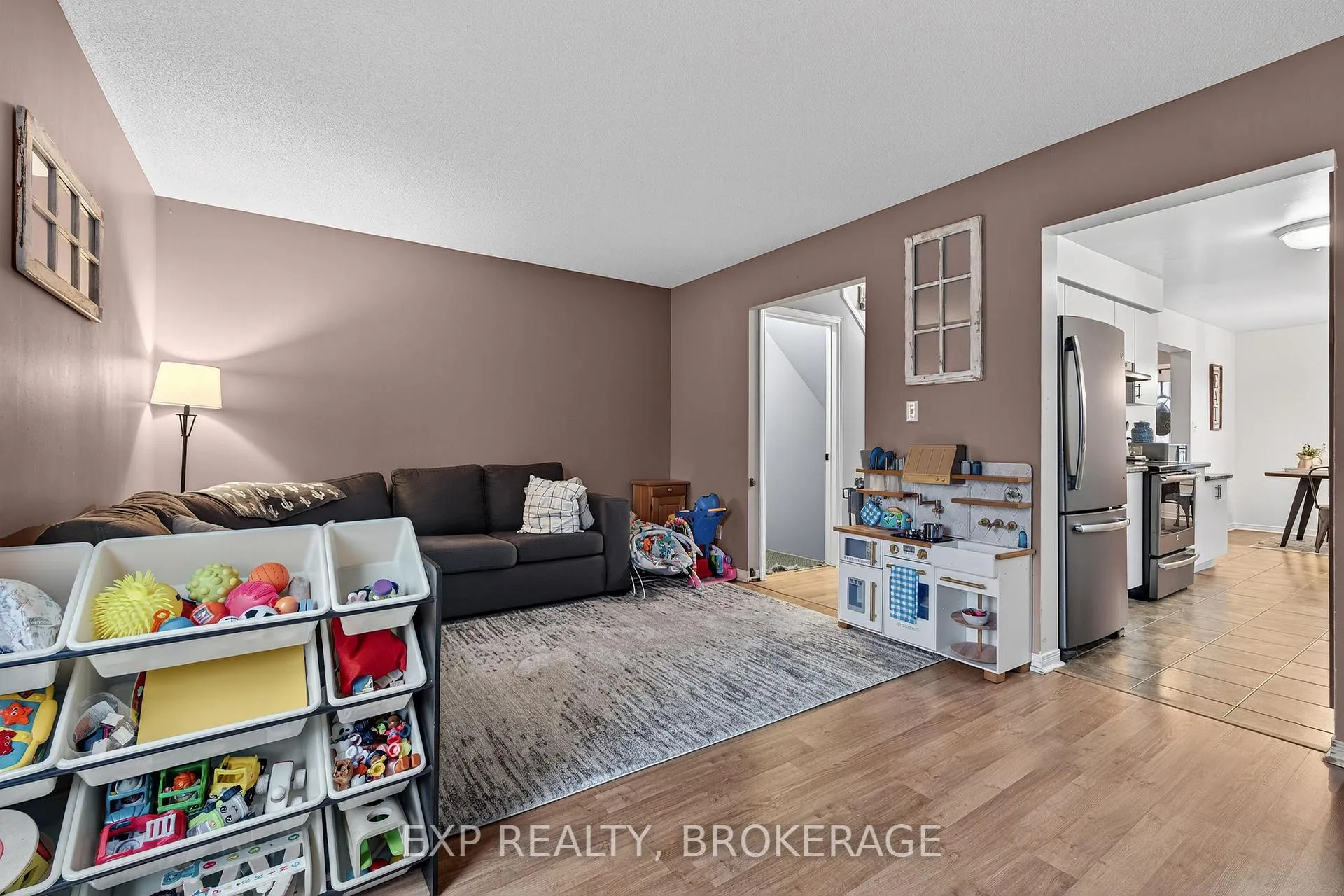 Photo 9 of 14 Clifford Street, Loyalist, Amherstview — HOMEH