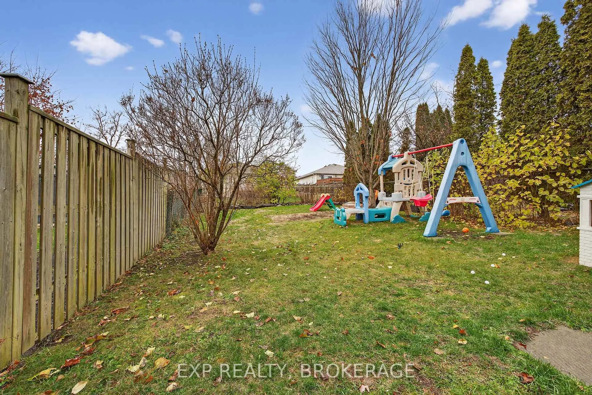 Photo 27 of 14 Clifford Street, Loyalist, Amherstview — HOMEH
