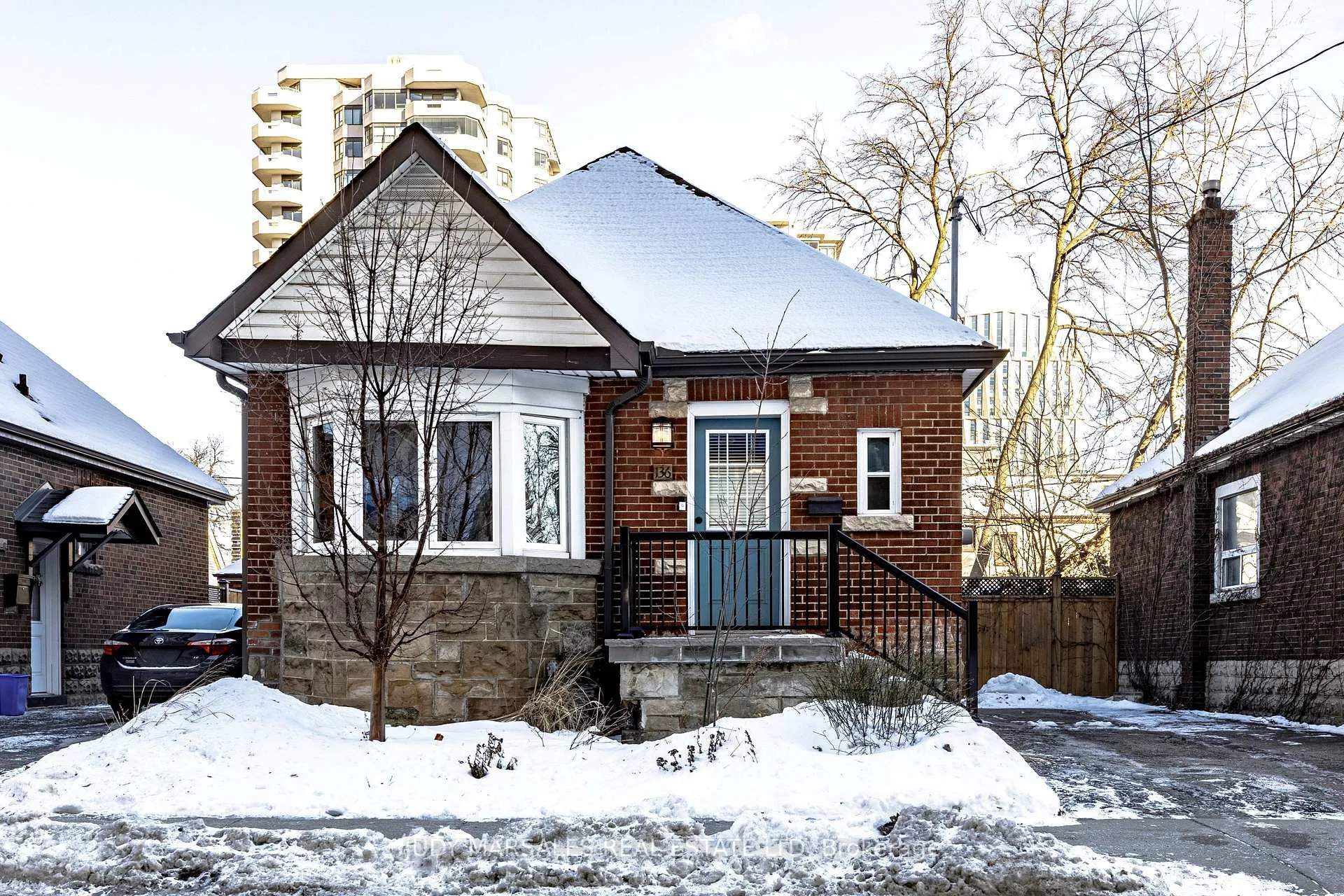 Photo 1 of 136 Hunter Street W, Hamilton, Durand — HOMEH