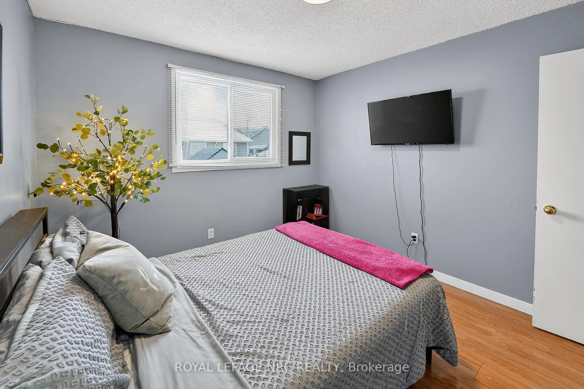 Photo 15 of 53 Allan Drive, St. Catharines, Fairview — HOMEH