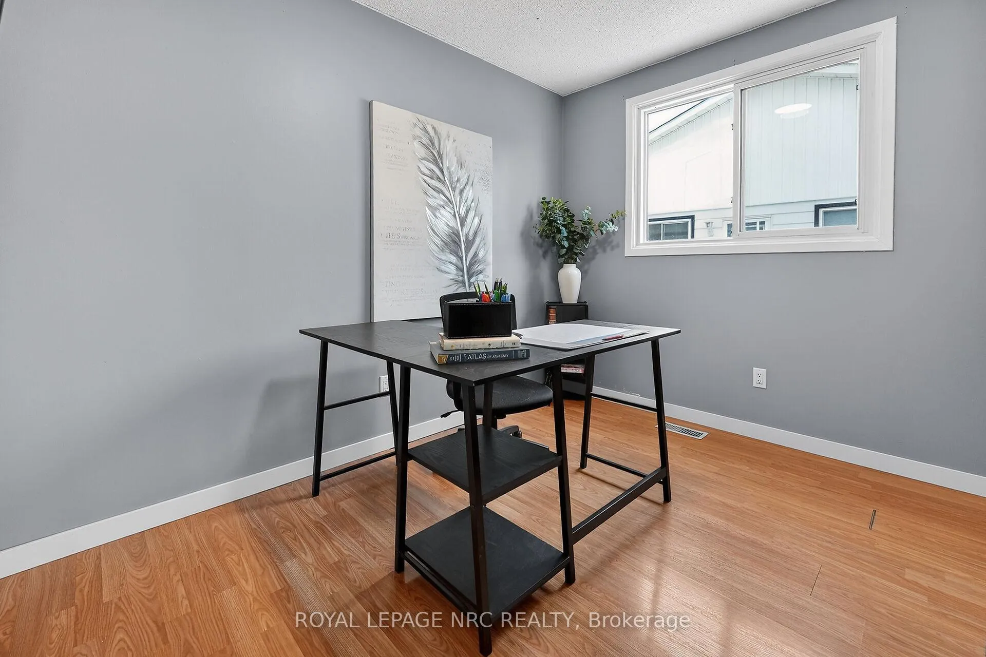 Photo 18 of 53 Allan Drive, St. Catharines, Fairview — HOMEH