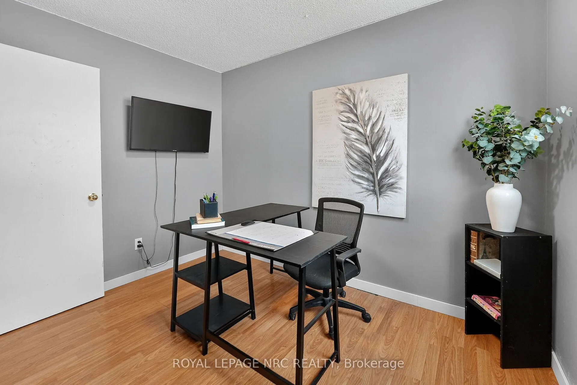 Photo 19 of 53 Allan Drive, St. Catharines, Fairview — HOMEH
