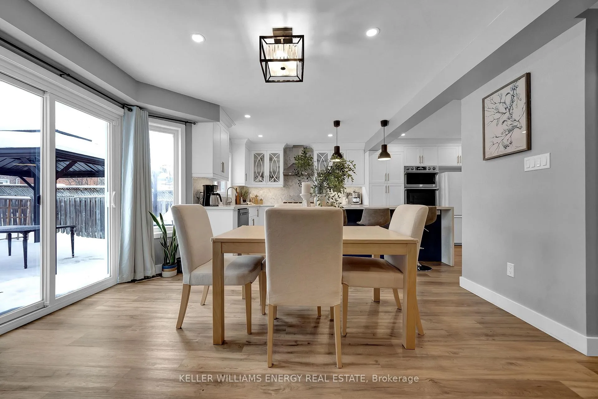 Photo 17 of 128 West Side Drive, Clarington, Bowmanville — HOMEH