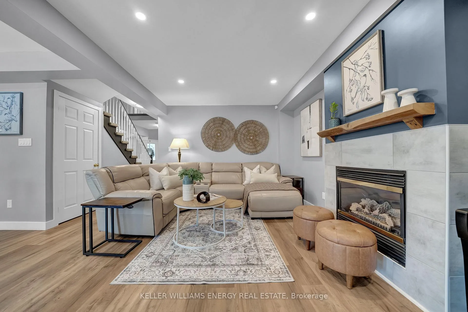 Photo 24 of 128 West Side Drive, Clarington, Bowmanville — HOMEH