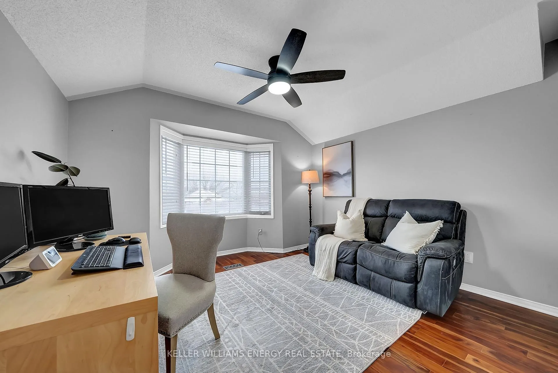 Photo 42 of 128 West Side Drive, Clarington, Bowmanville — HOMEH