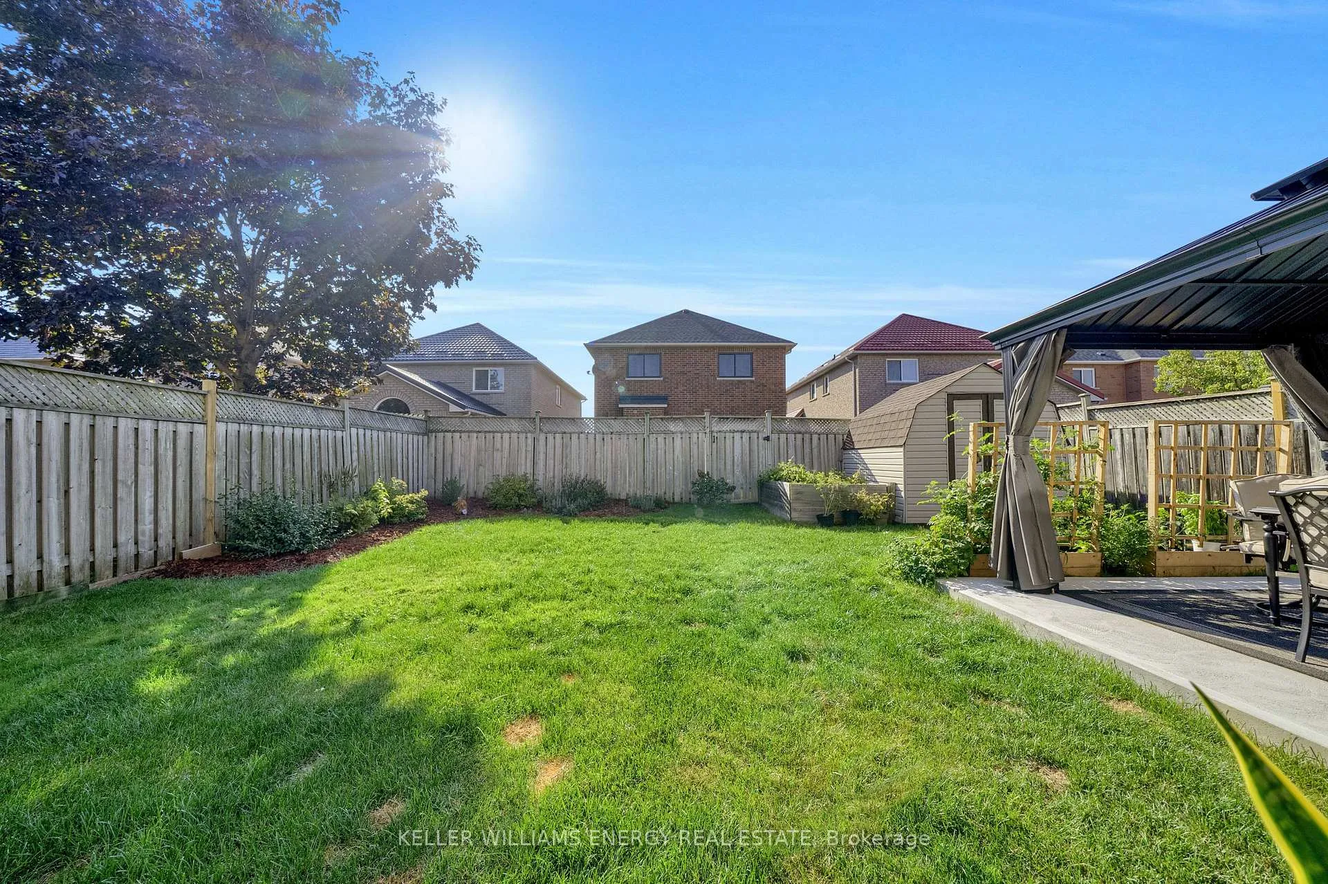 Photo 47 of 128 West Side Drive, Clarington, Bowmanville — HOMEH
