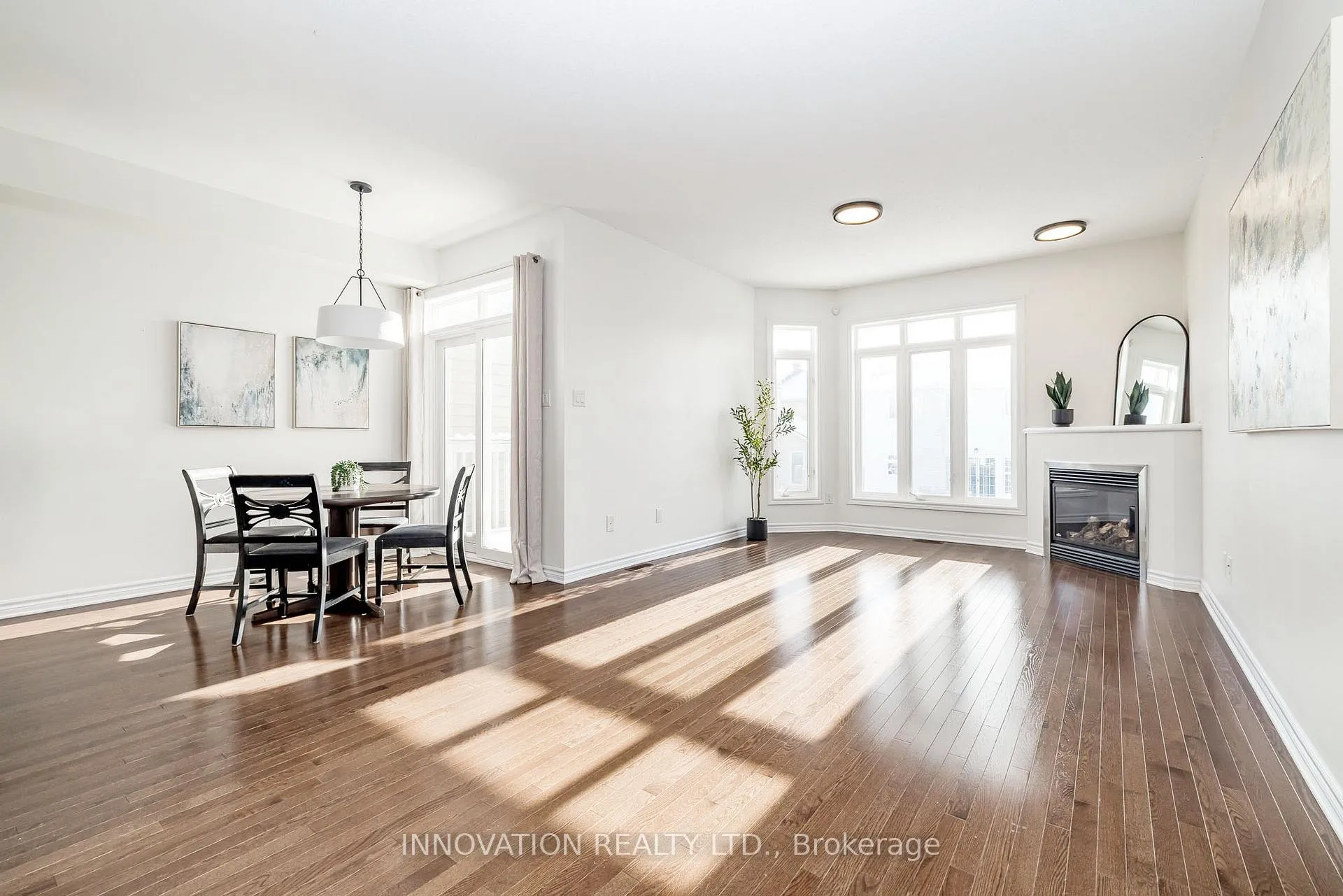 Photo 9 of 344 Kingbrook Drive, Ottawa, Kanata - Bridlewood — HOMEH