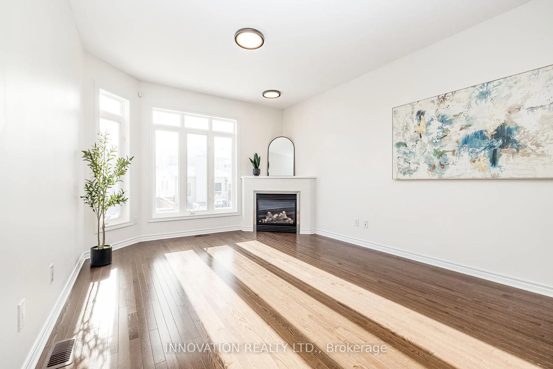 Photo 10 of 344 Kingbrook Drive, Ottawa, Kanata - Bridlewood — HOMEH