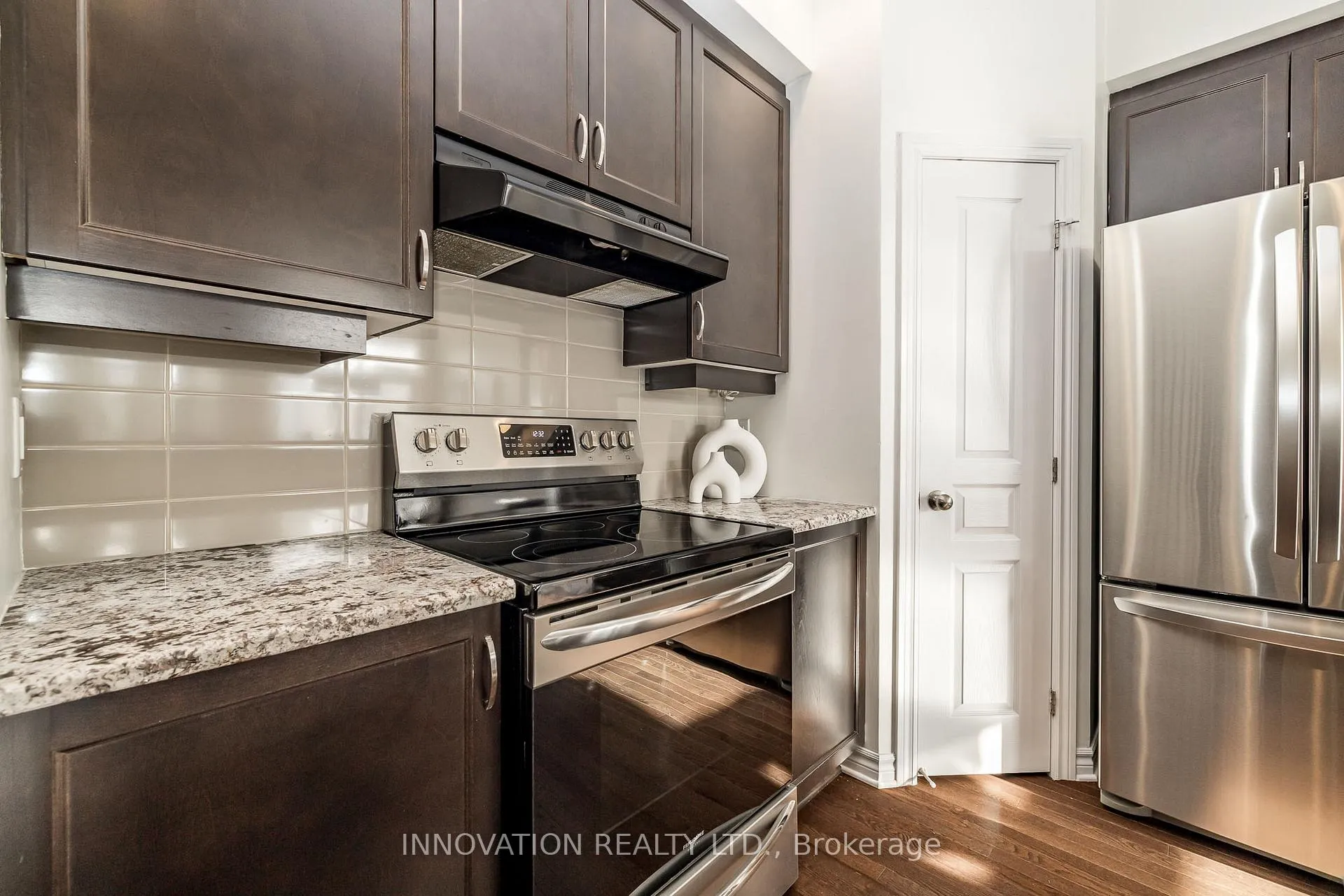 Photo 16 of 344 Kingbrook Drive, Ottawa, Kanata - Bridlewood — HOMEH