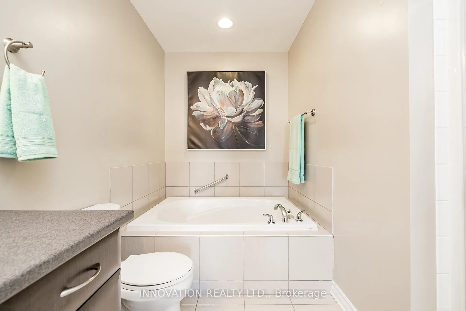 Photo 29 of 344 Kingbrook Drive, Ottawa, Kanata - Bridlewood — HOMEH