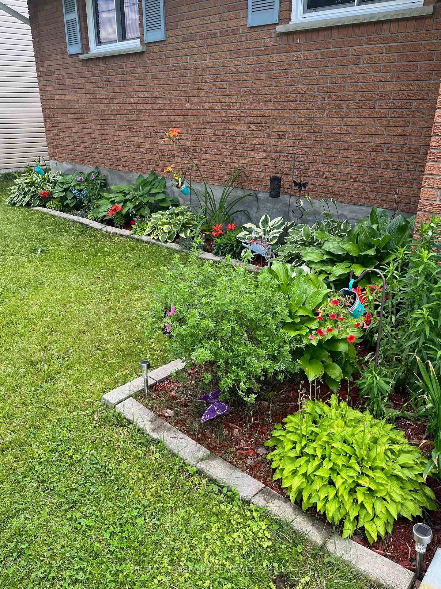 Photo 29 of 41 Selkirk Street, Petawawa — HOMEH