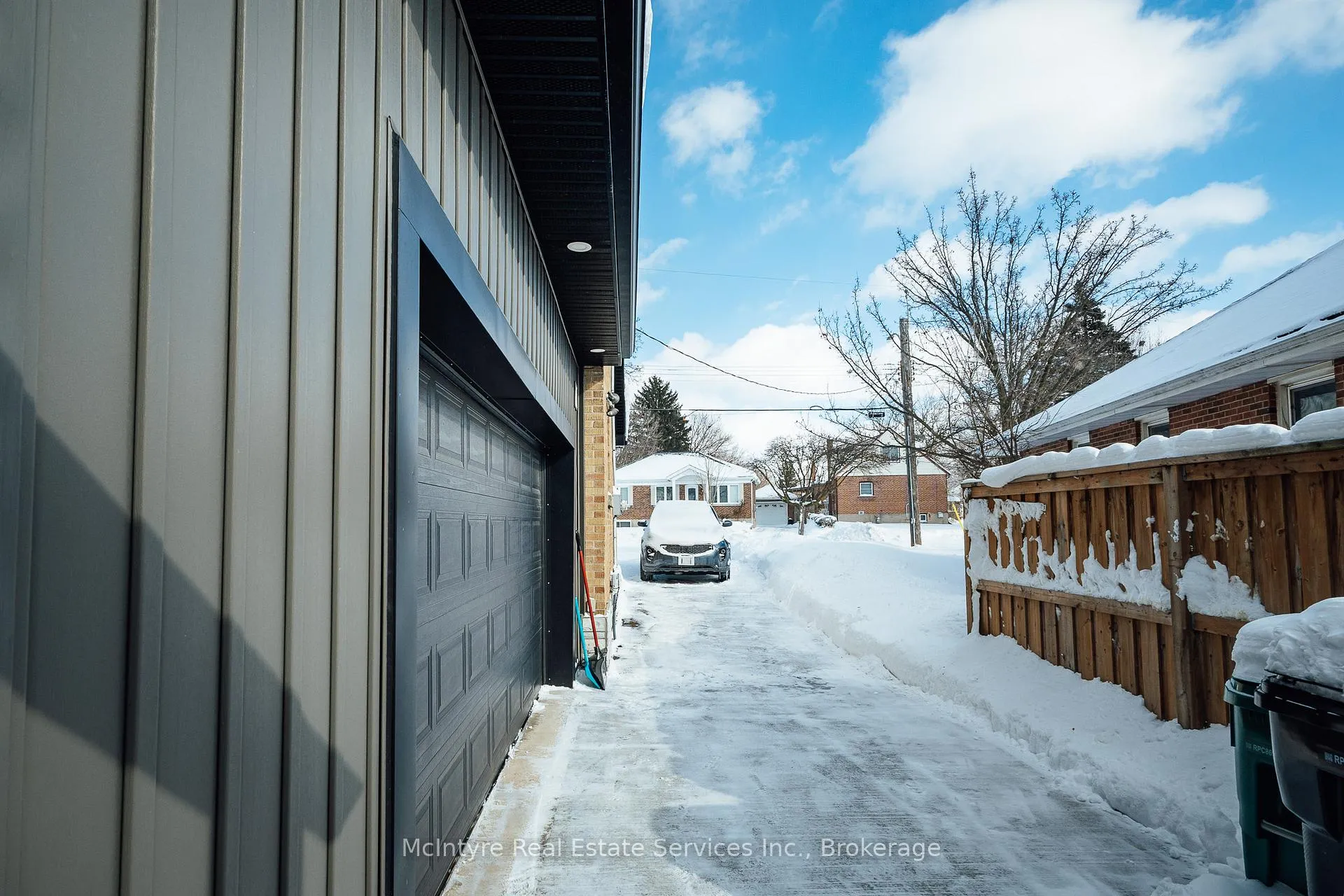 Photo 9 of 55 Suffolk Avenue, Kitchener — HOMEH
