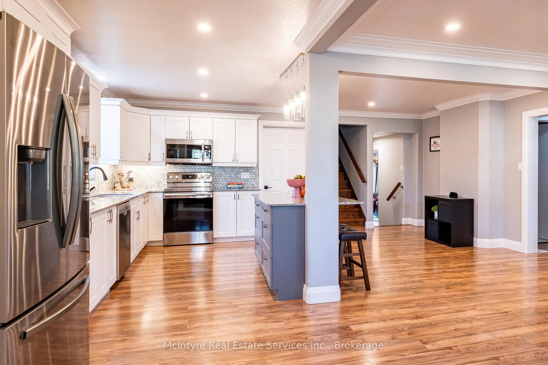 Photo 12 of 55 Suffolk Avenue, Kitchener — HOMEH
