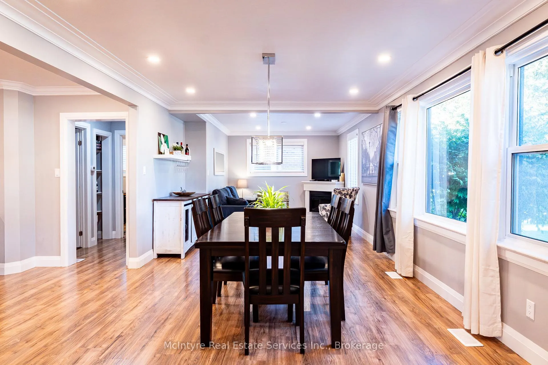 Photo 14 of 55 Suffolk Avenue, Kitchener — HOMEH