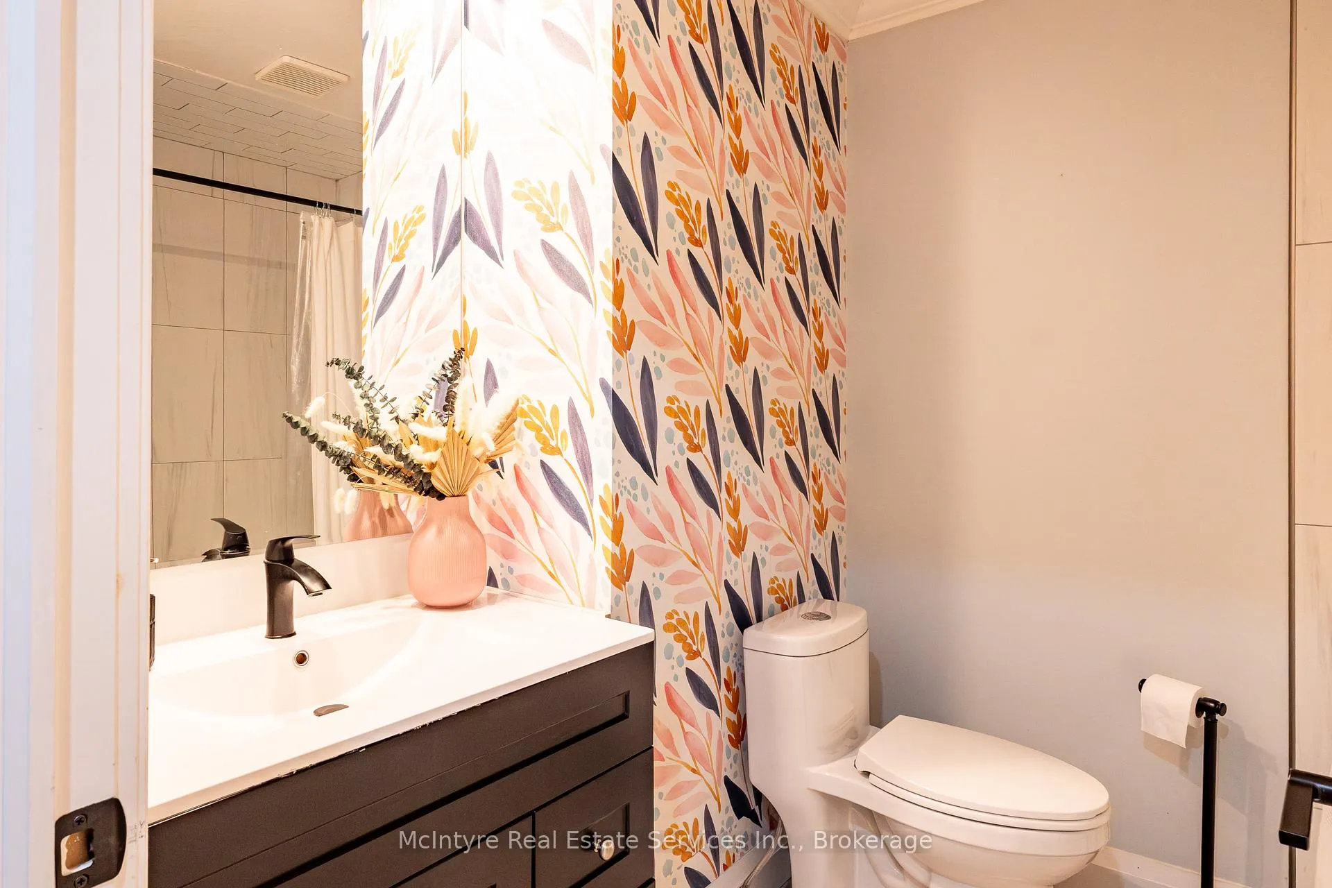 Photo 18 of 55 Suffolk Avenue, Kitchener — HOMEH